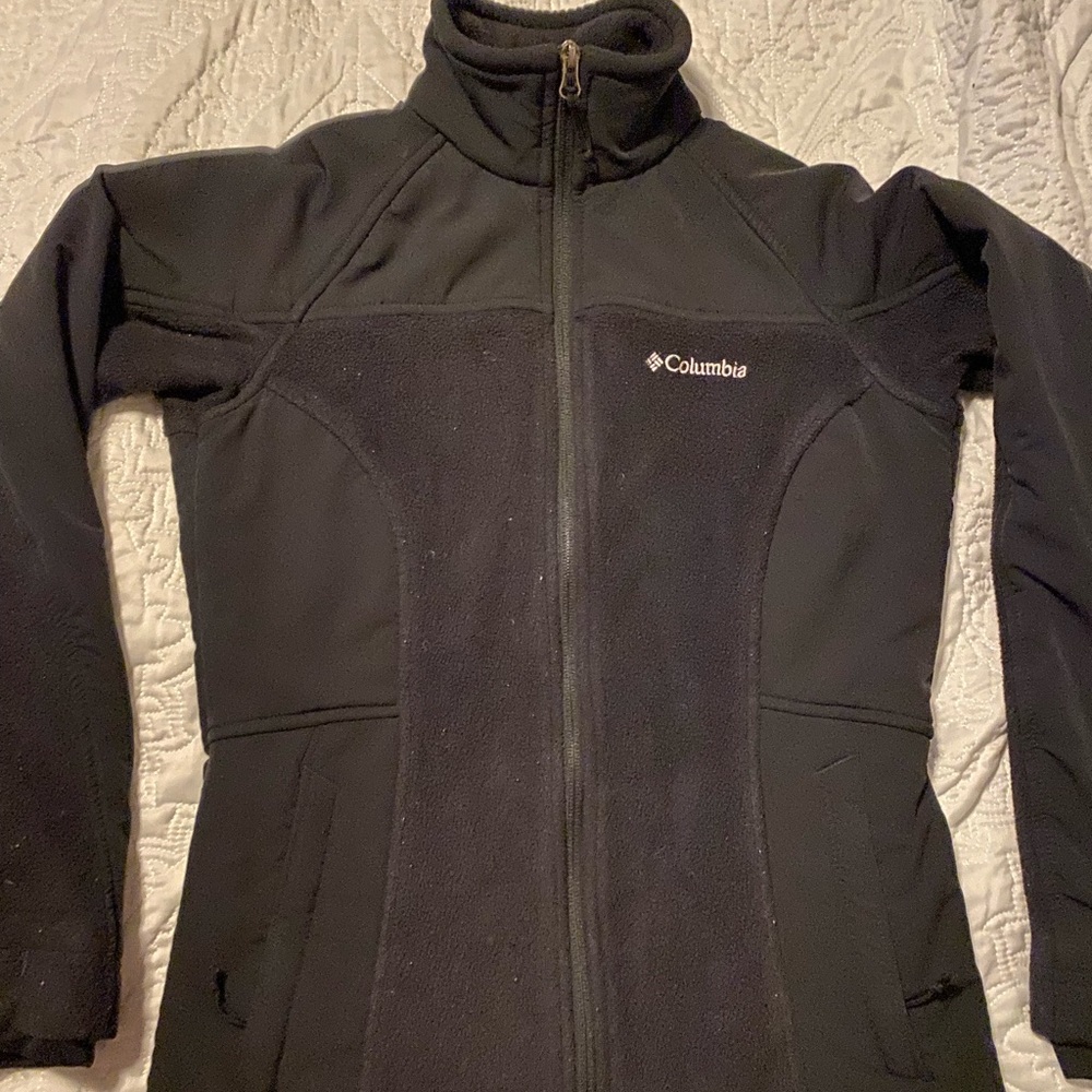 Women’s Size Small Back Columbia Jacket